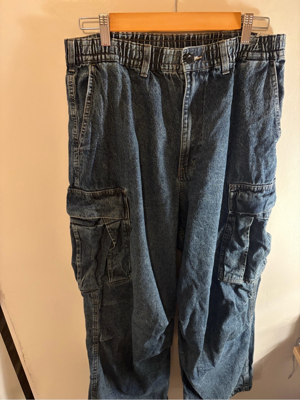 GU Baggy Jeans (size L)